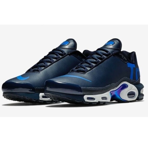 nike air max tn big logo